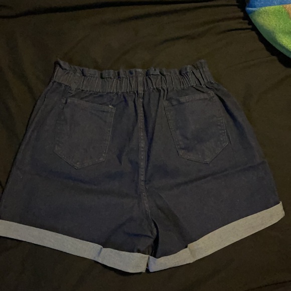 *BRAND NEW* PLEASE BUY, moving! Size Large Super Stretchy Cute Shorts - Picture 4 of 6